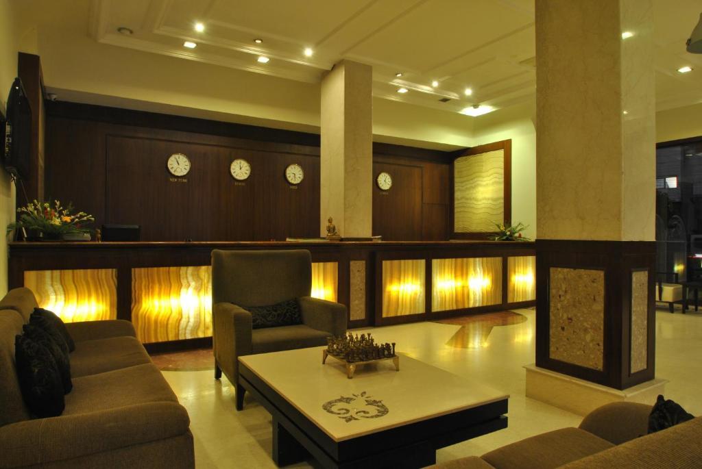 Siddharth Hotel 2*