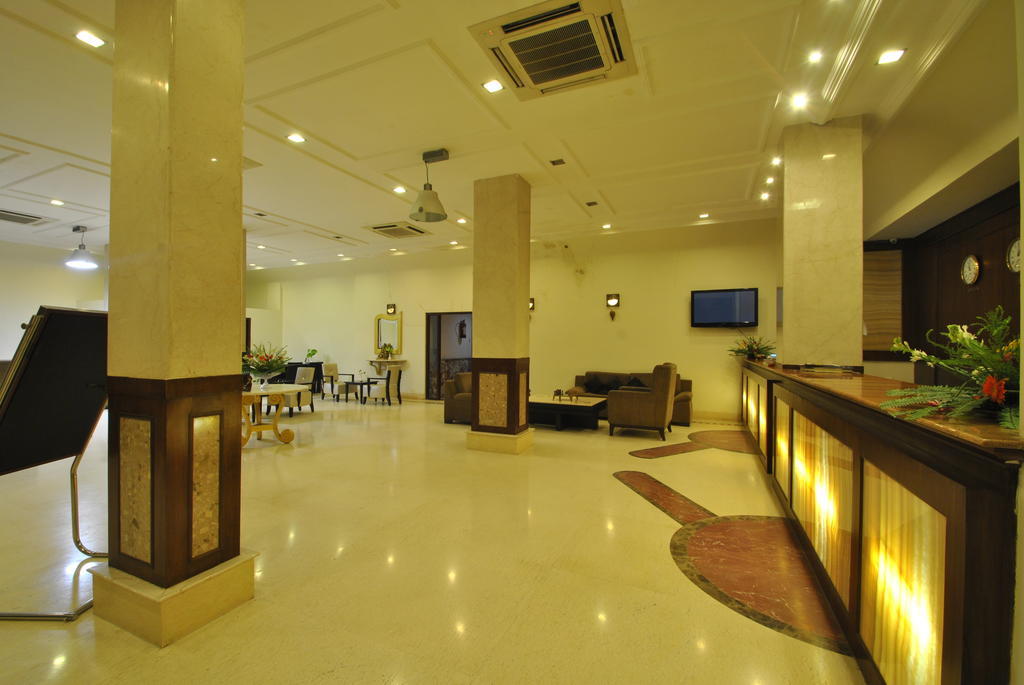Hotel Siddharth 2*