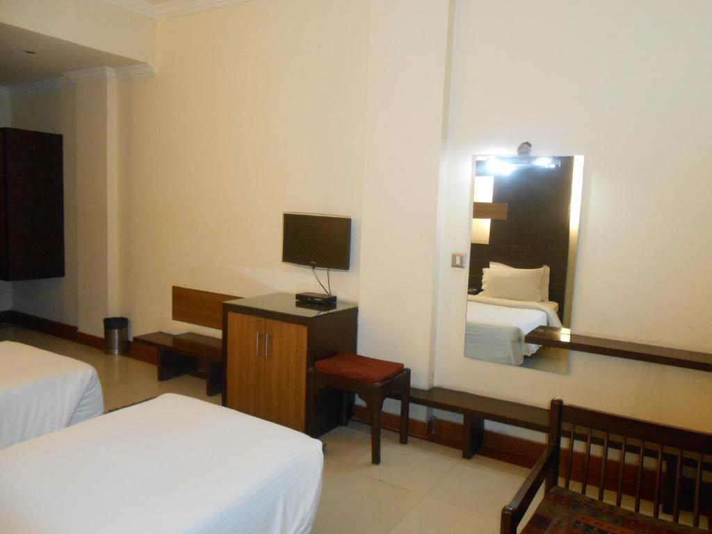 Siddharth Hotel